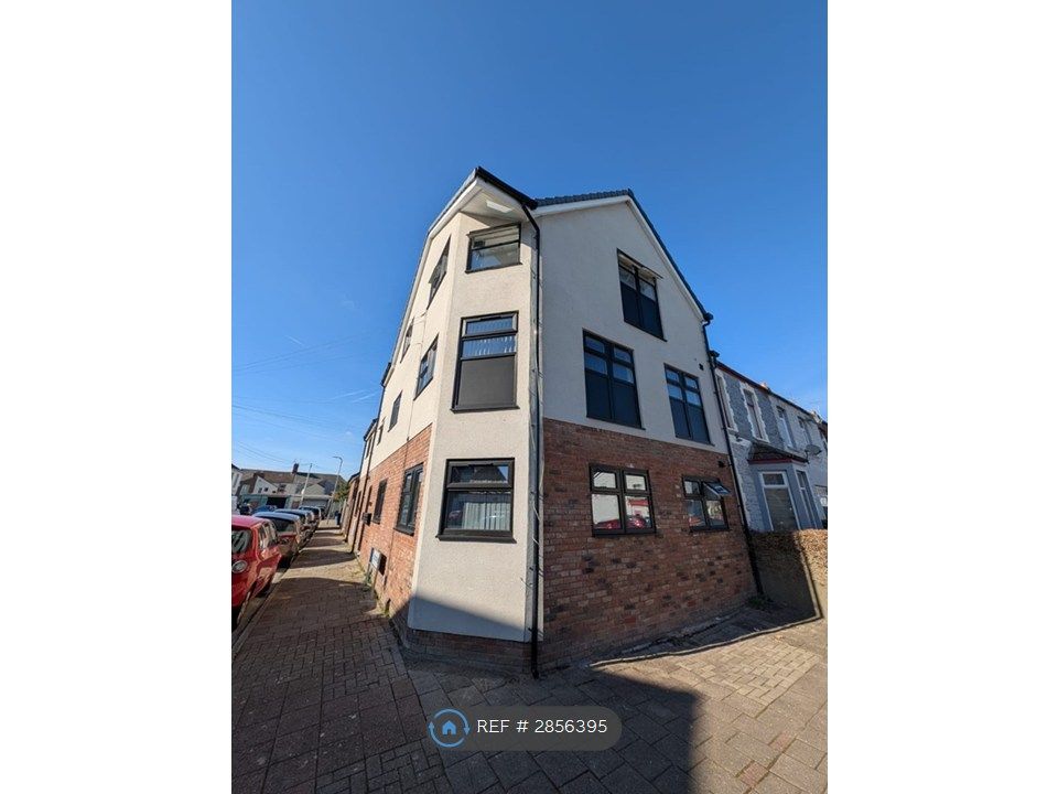 Property photo 2 of 9