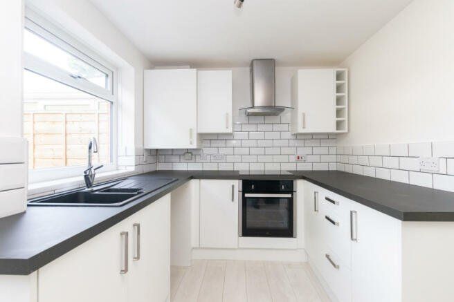 Property photo 2 of 12 Picture No. 05
