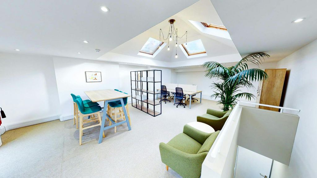Property photo 1 of 11 60Pembrokeroad Kensington W8 Office To Let West London Office 5.Jpg