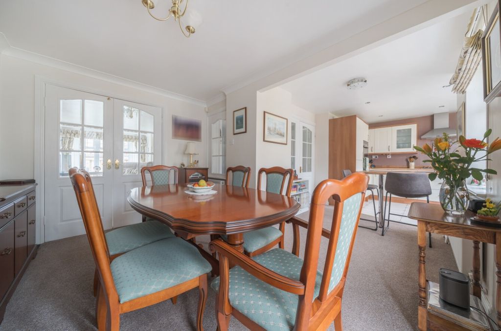 Additional image 7 of 4 bed detached house for saleWarwick Close, Saxilby, Lincoln, Lincolnshire LN1