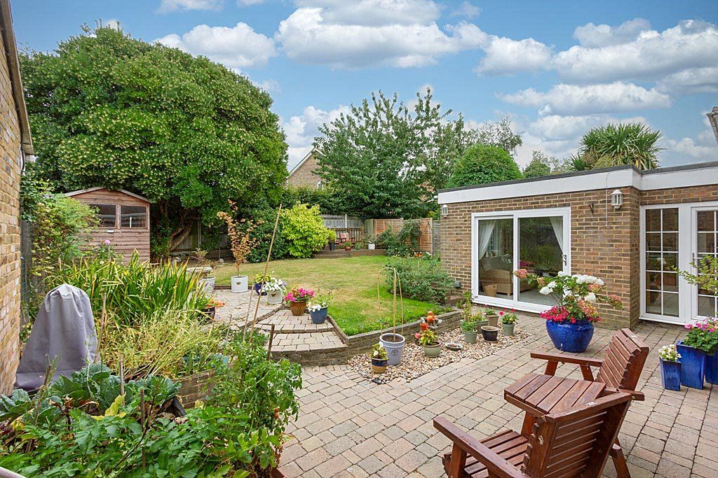 Property photo 1 of 23 Picture No. 12
