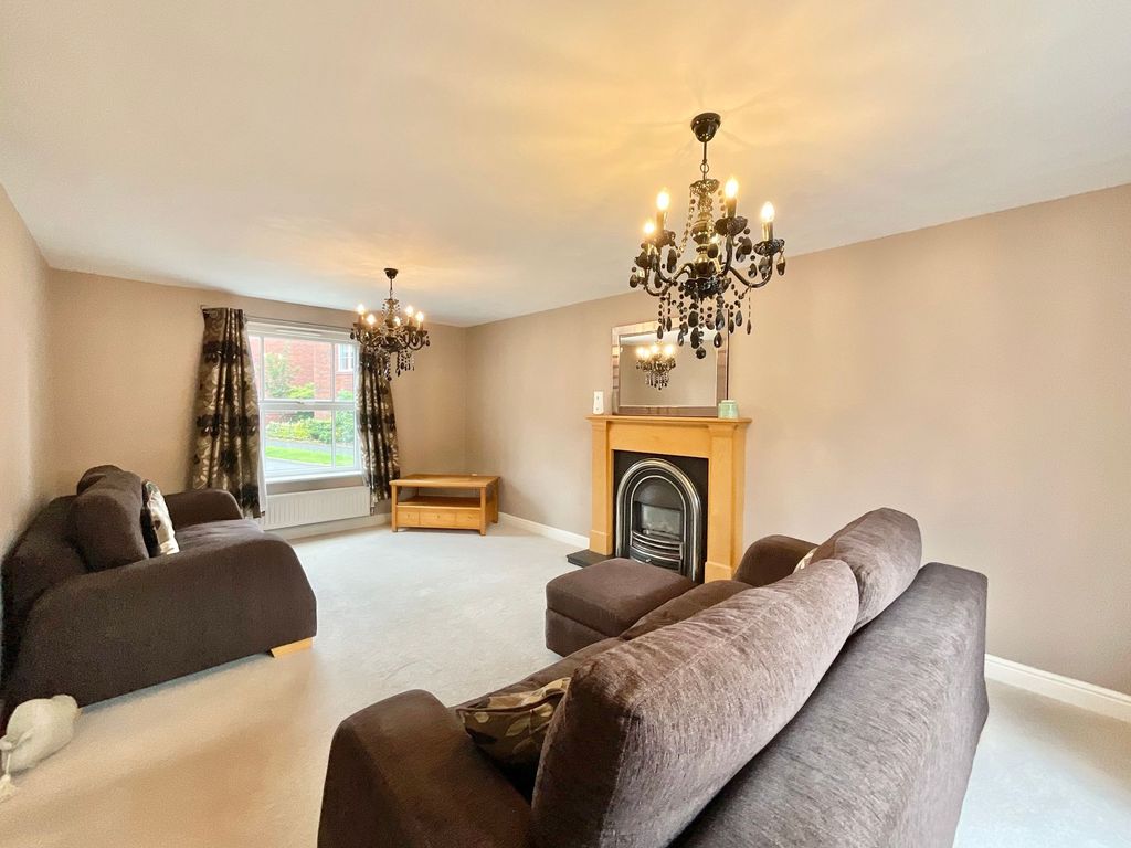 Property photo 3 of 31