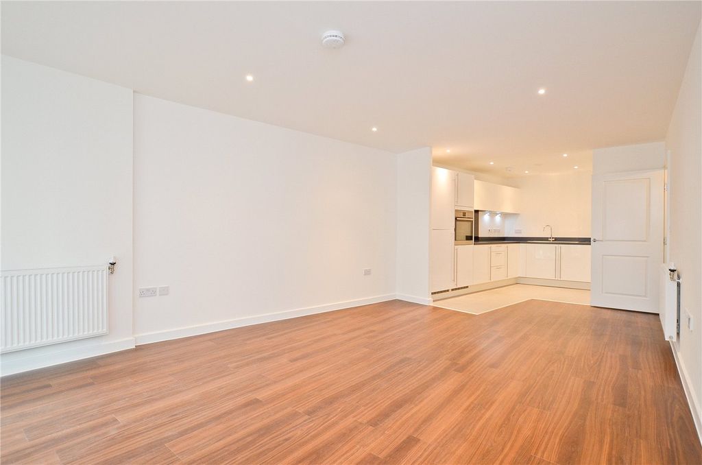 Property photo 3 of 11 Picture No. 06