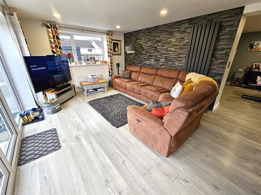 Property photo 3 of 23 Living Area.Jpg