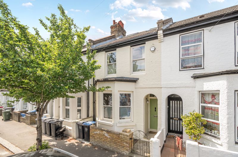 Property photo 1 of 8 Photo 2