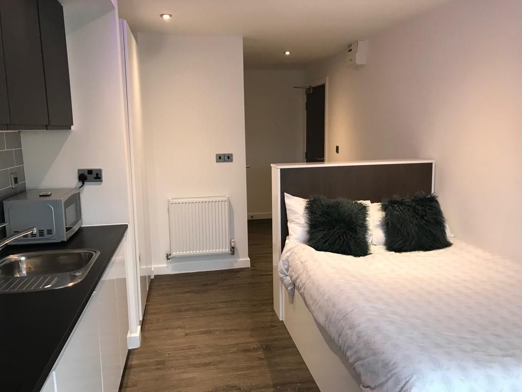 Property photo 2 of 43