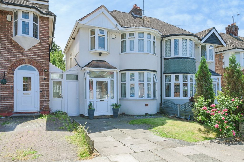 Property photo 1 of 17