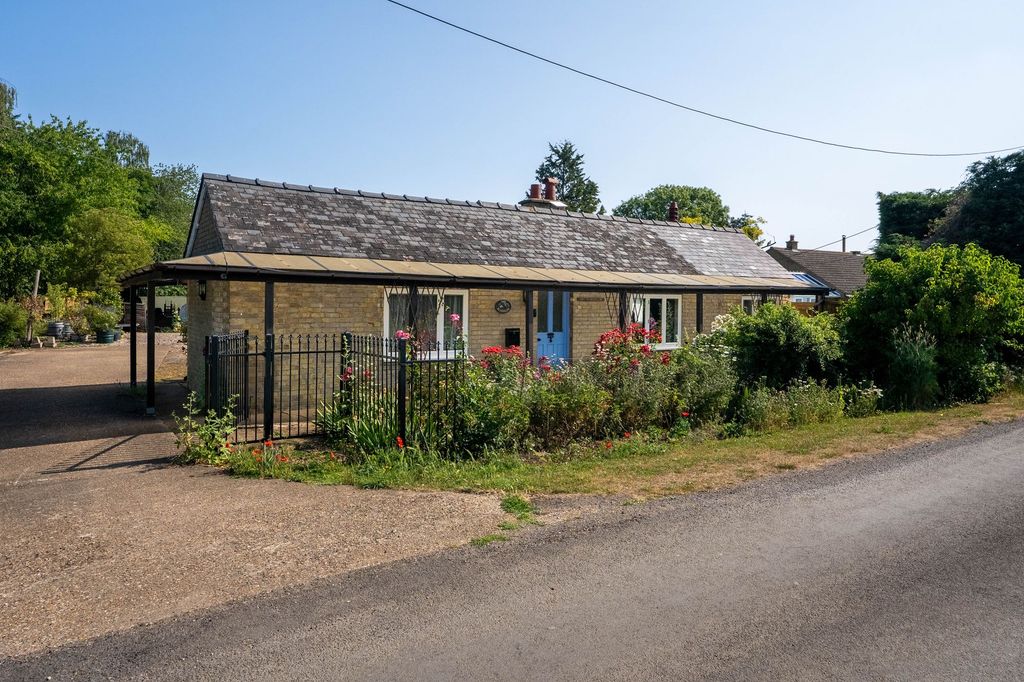 Property photo 1 of 18
