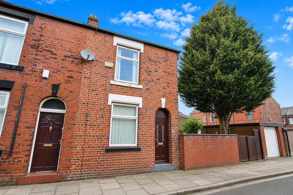 Property photo 1 of 10