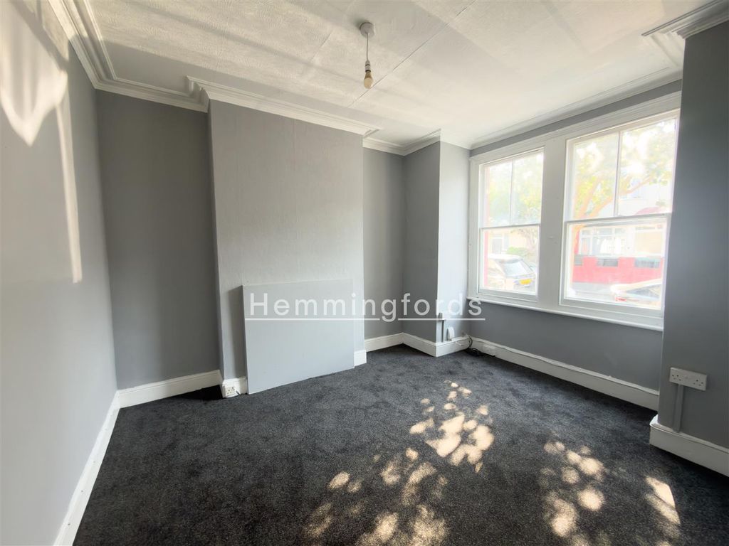 Property photo 2 of 9 25_Kim-9.Jpg