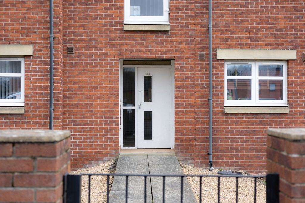 Property photo 2 of 24 Gallery