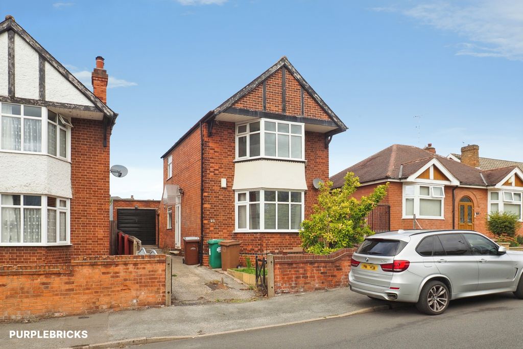 Property photo 1 of 24