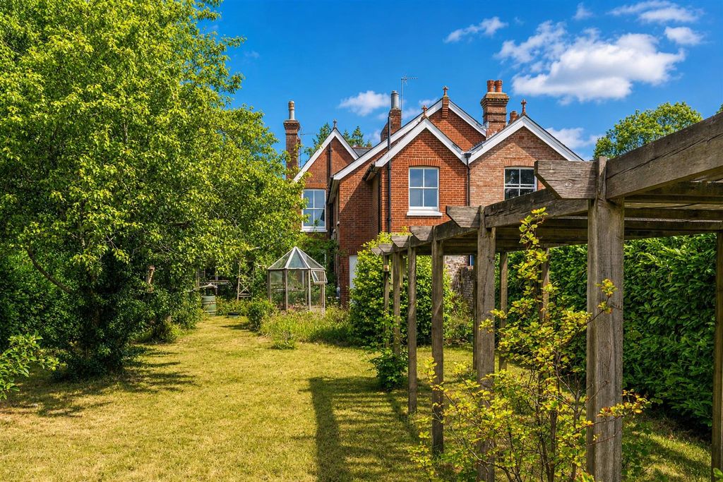 Additional image 18 of 5 bed semi-detached house for saleMuster Green South, Haywards Heath RH16