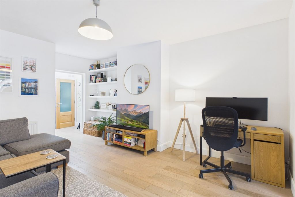 Property photo 1 of 11 Living Area