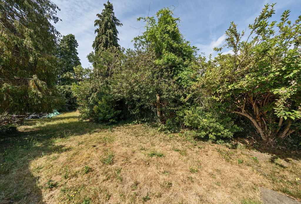 Property photo 2 of 16 1320045-19-6874Db...
