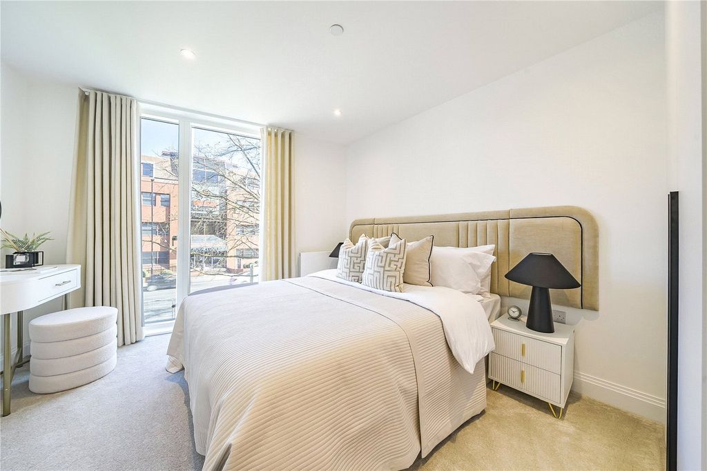 Property photo 3 of 15 Picture No. 14