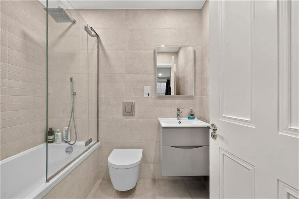 Property photo 3 of 5