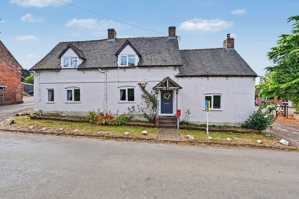 Property photo 1 of 30