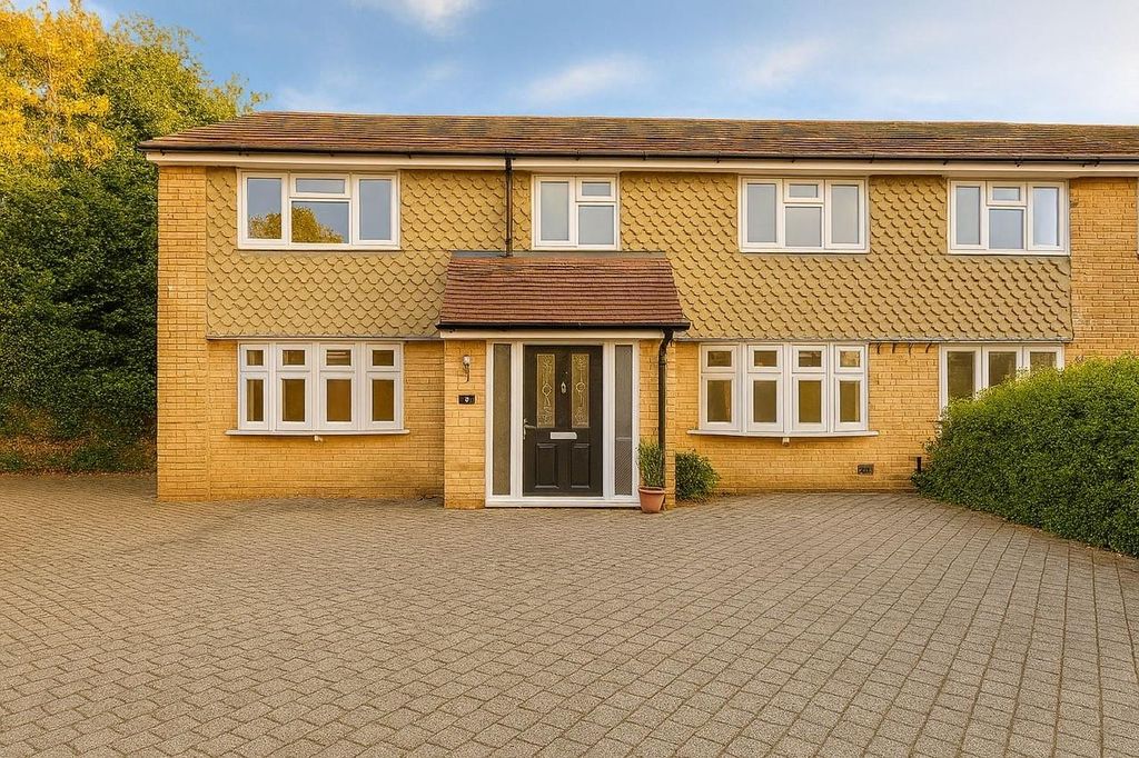 Property photo 1 of 16 Exterior: