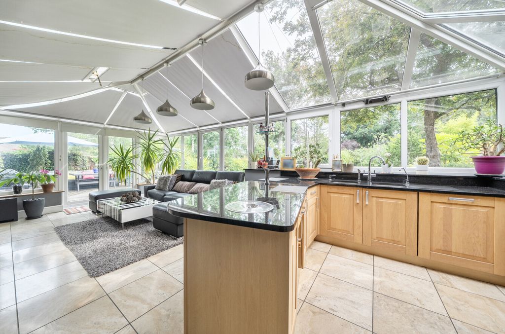 Property photo 3 of 20 1480143-15-6A3464...
