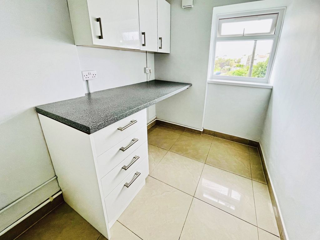 Property photo 3 of 6 Utility Room