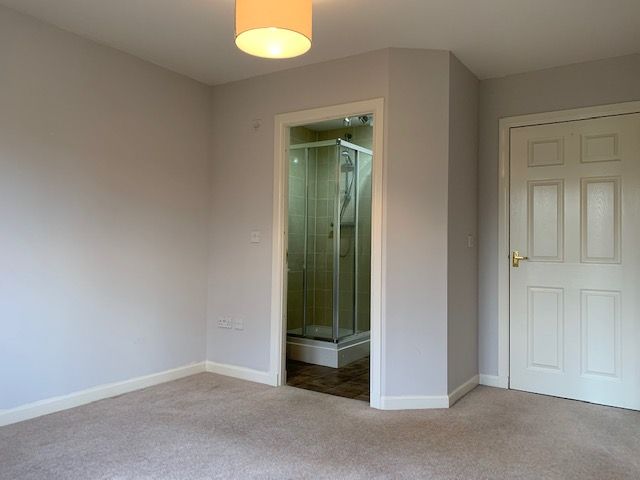 2 bed flat to rentDolphingstone View, Prestonpans, East Lothian EH32 photo 5
