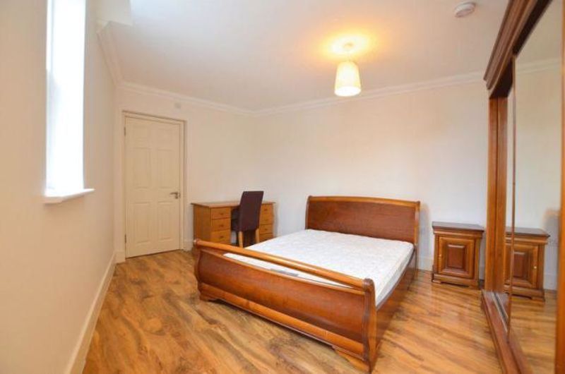 Property photo 3 of 6 Photo 2