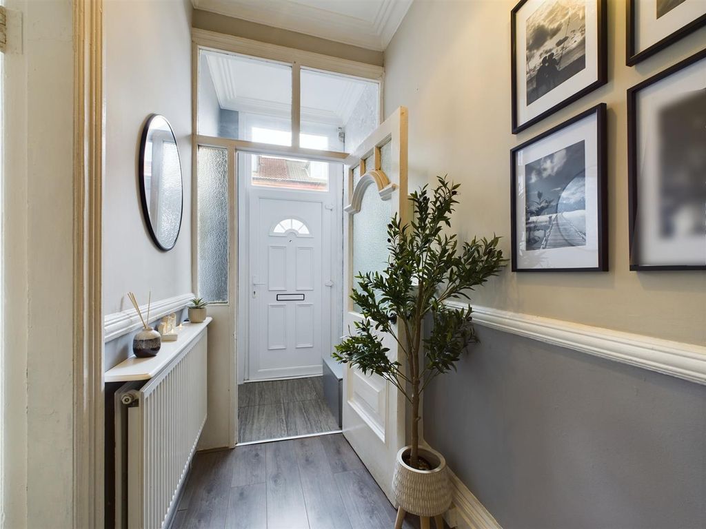 Property photo 2 of 21 Cam03844G0-Pr0056-Still003.Jpg