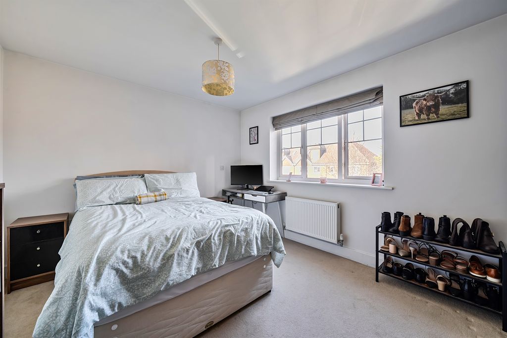 Additional image 10 of 2 bed flat for saleFoxglove Drive, Maidenhead SL6