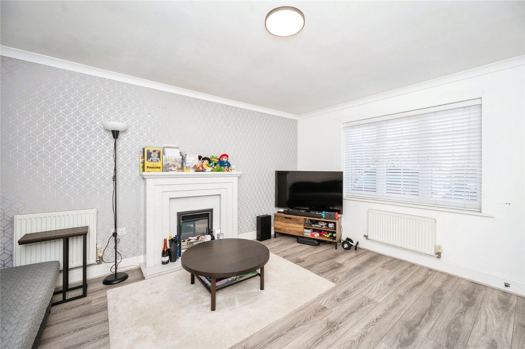 Property photo 2 of 16 Picture No. 06