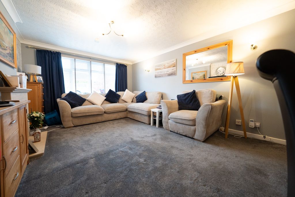 Property photo 2 of 21 Dsc03350