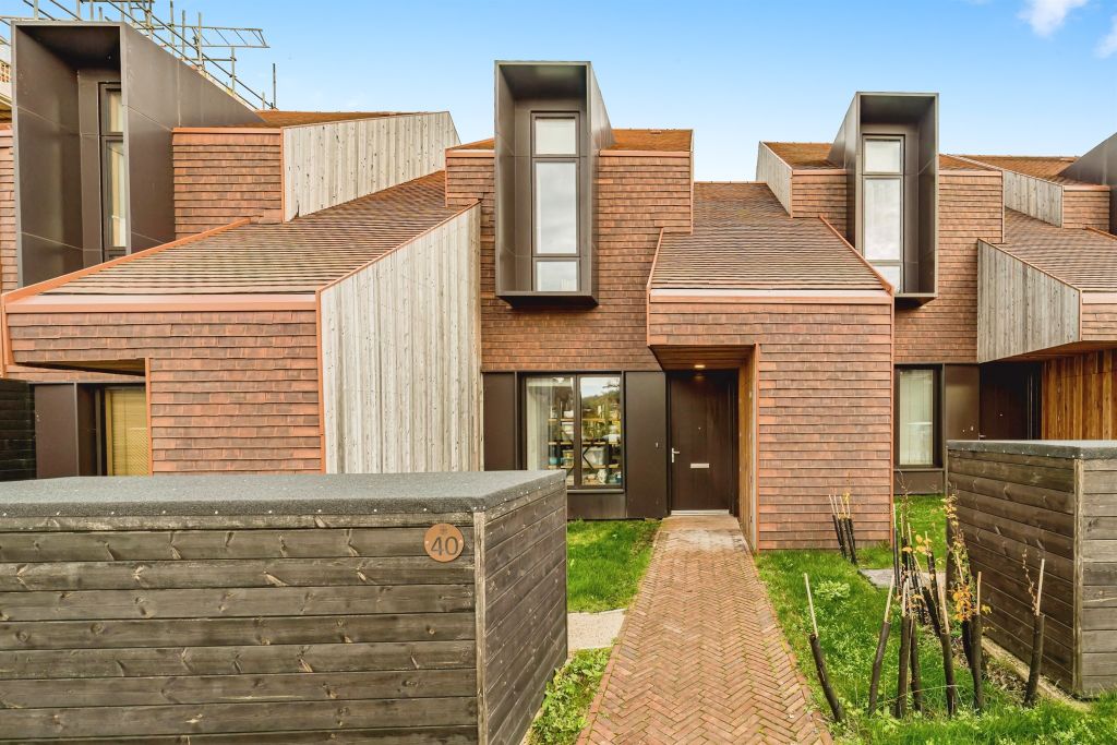 Property photo 1 of 14 Image