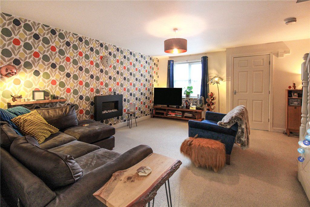 Property photo 2 of 12 Living Room