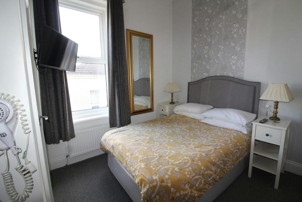 Property photo 3 of 10 Aeb7ee87Fd01473d84918A751dc3Cf7A.Jpg