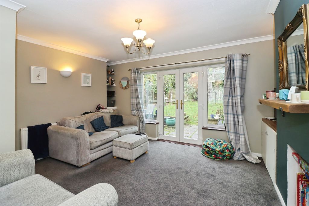 Property photo 2 of 17