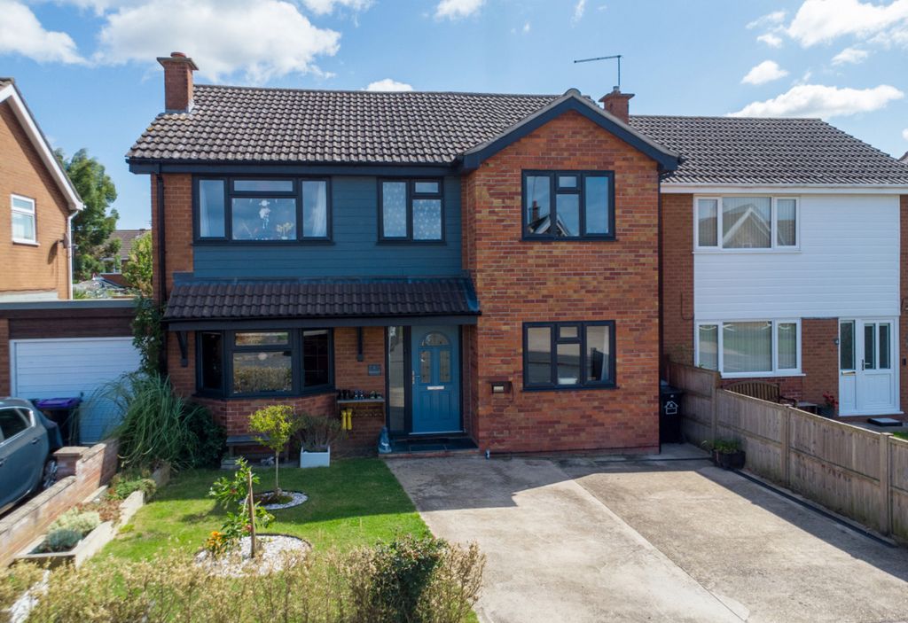 Property photo 1 of 24