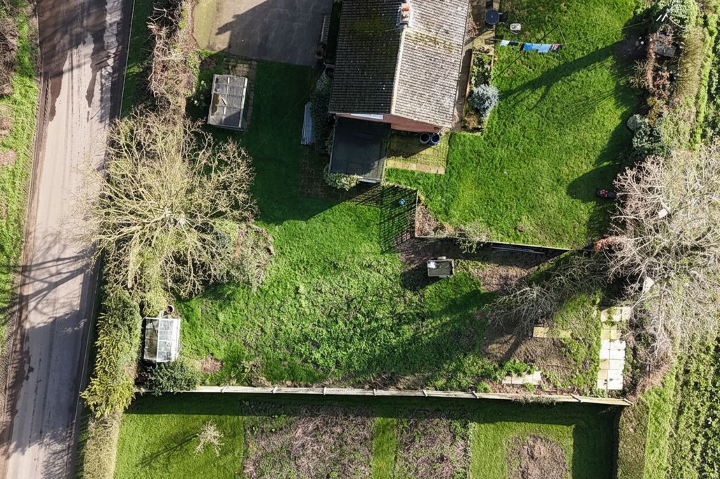 Property photo 3 of 11