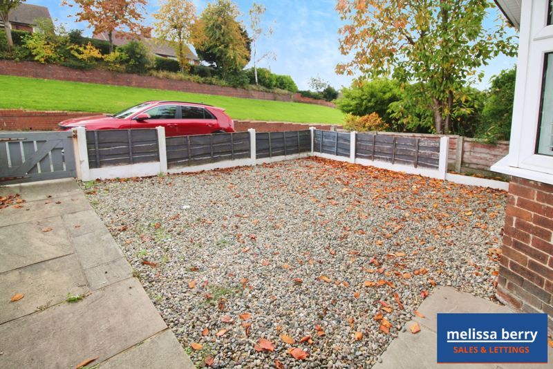 Property photo 3 of 26 Photo 11