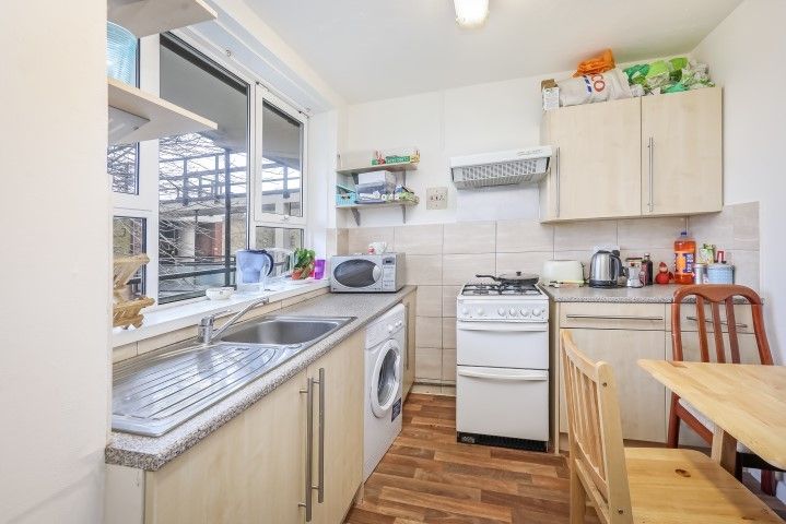 Property photo 3 of 5