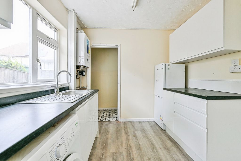 Property photo 2 of 16 Pbox-Img.Jpg