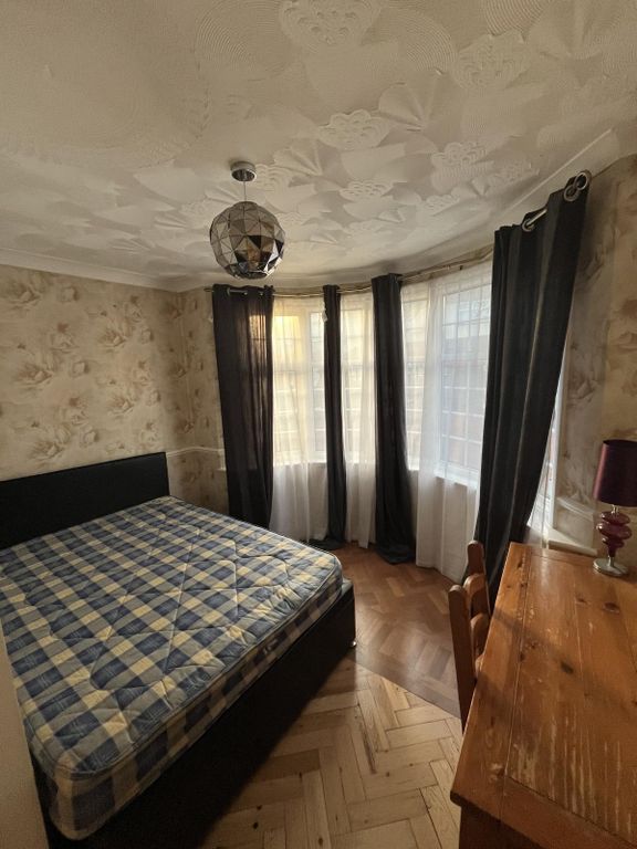 Property photo 3 of 5 Gallery