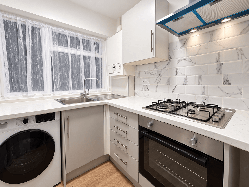 Property photo 1 of 6 Bright &amp; Modern Two-Bedroom Flat – Ig1, Ilford