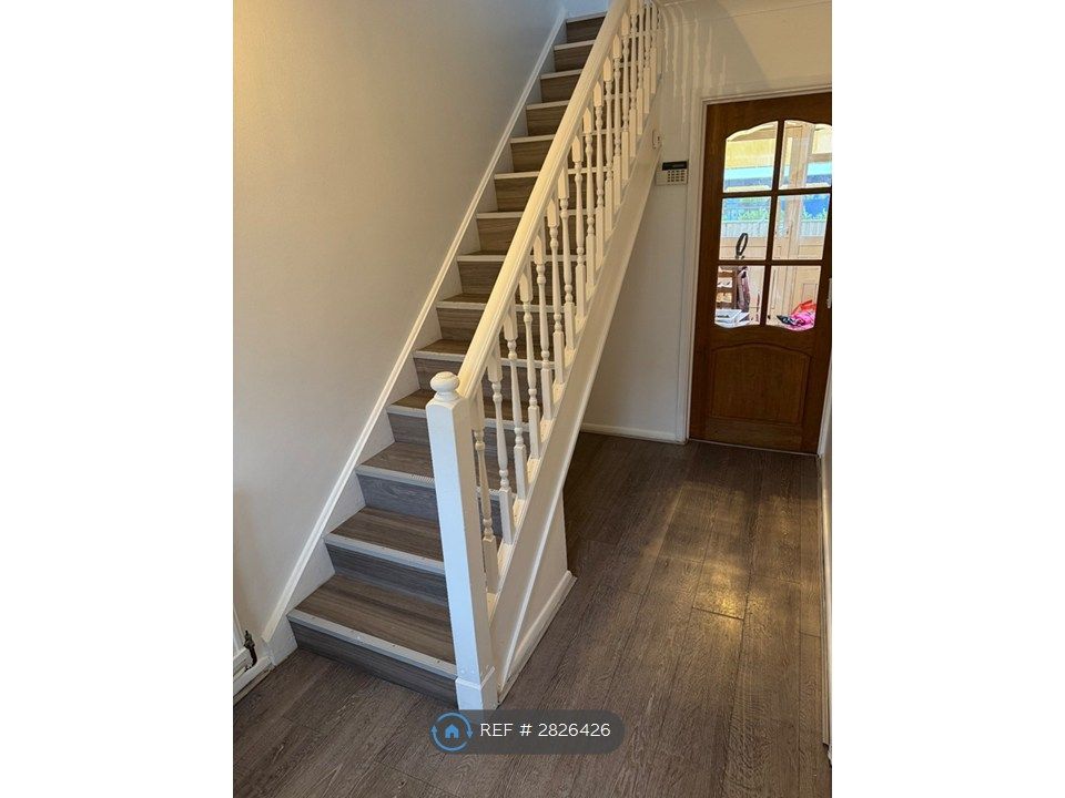 Property photo 3 of 24