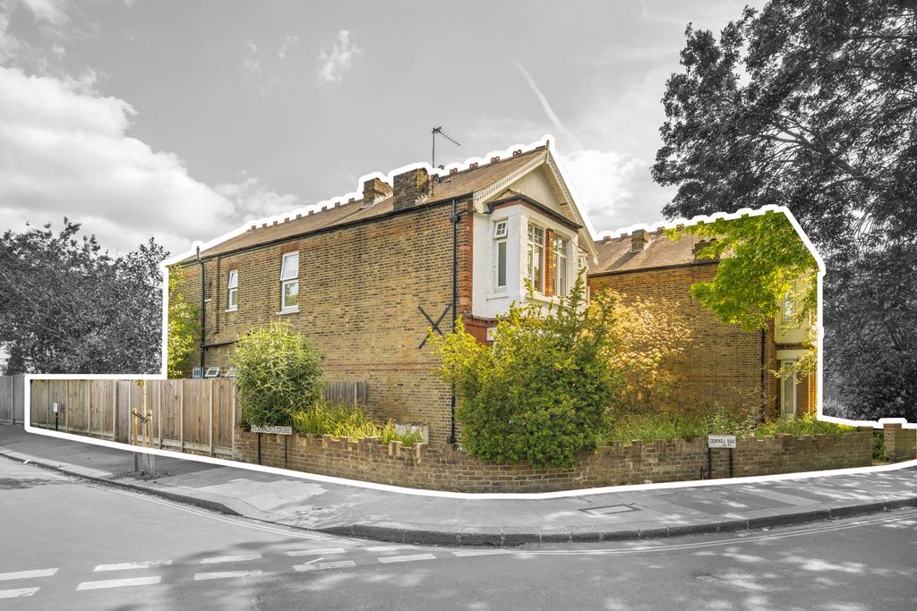 Property photo 1 of 23