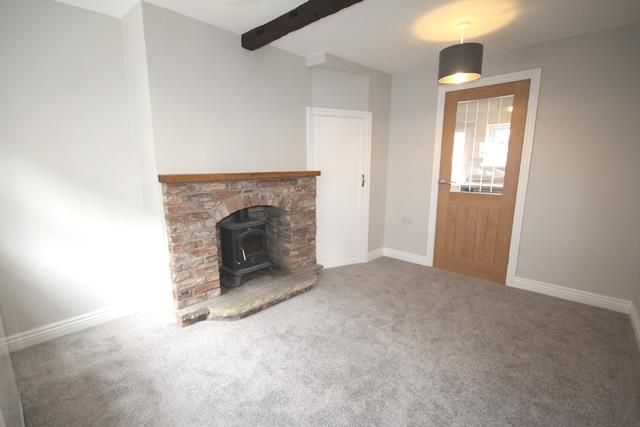 Property photo 2 of 7 Lounge