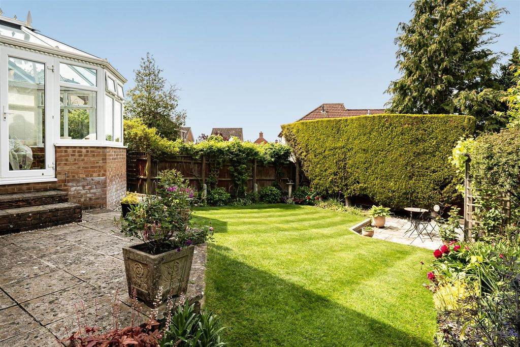 Property photo 2 of 20 1456078-5-69Ff183B2363E.Jpg