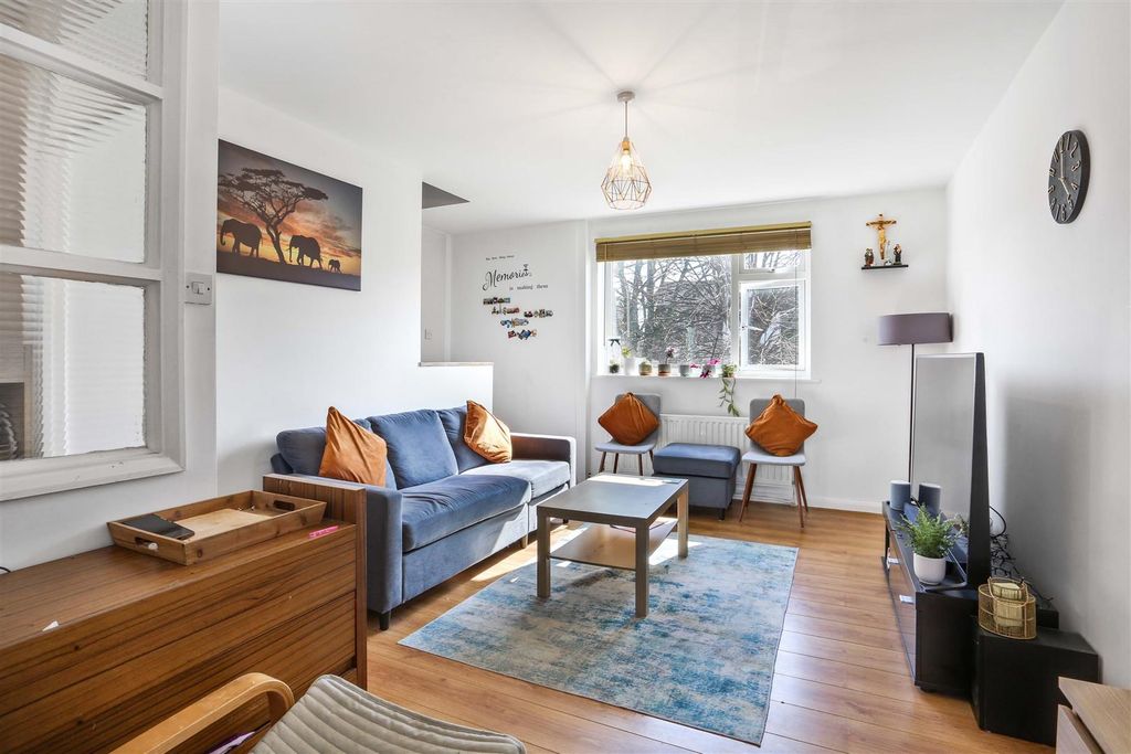 Property photo 1 of 17 1434490552 - 2.Jpg