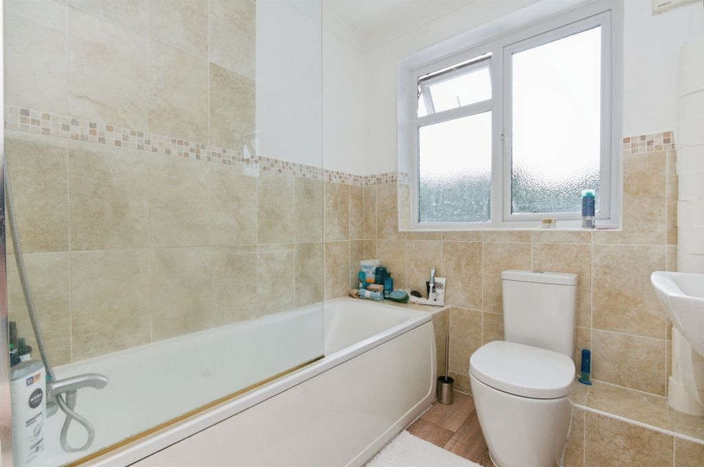 Property photo 3 of 12