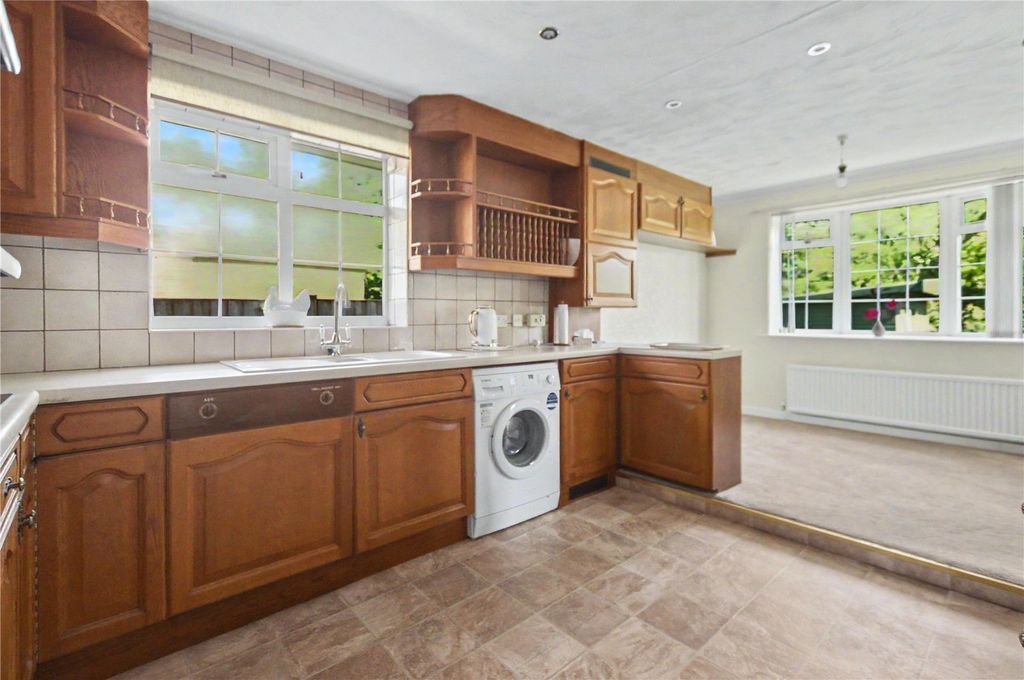 Property photo 3 of 17 Picture No. 44