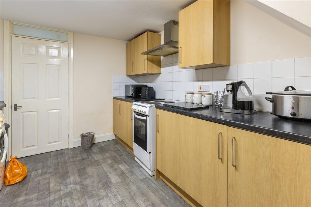 Property photo 3 of 11 Img_0845.Jpg